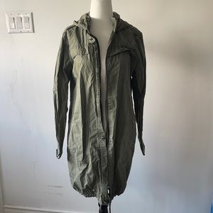 Green long jacket Forever21 (small) 💕2/$30💕